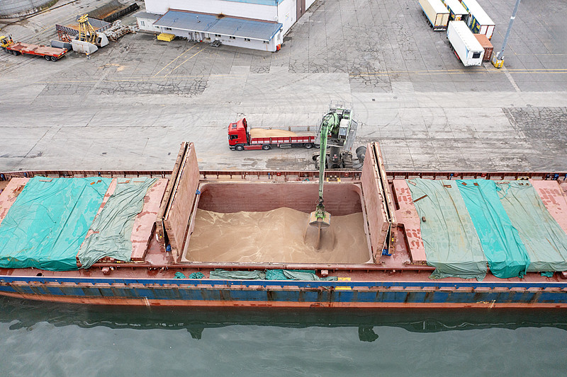 锂电池通过宁夏银川跨境物流快速送达美国洛杉矶 锂电池通过宁夏银川跨境物流快速送达美国洛杉矶