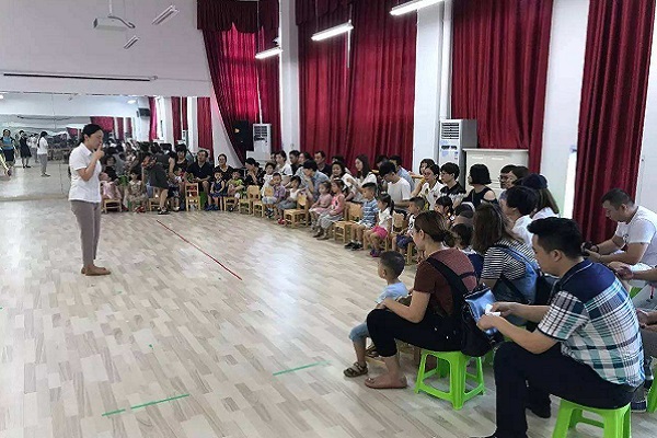 海丽达幼教中心加盟