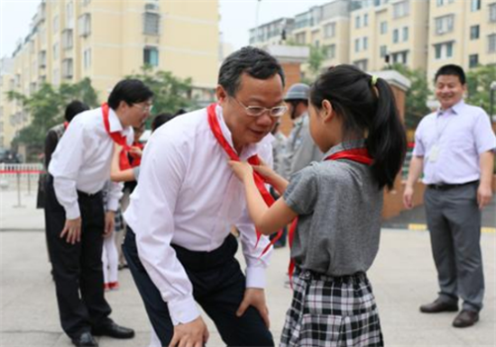 校朋——简单便捷的方式鼓励学生、规范学生行为、提高学生学习成绩