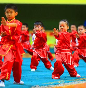 华奥武术——一家专注于培养青少年竞赛套路、武德修养、性格突破、防身术、养生、