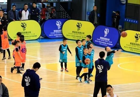 云图熊猫篮球俱乐部——为3-18岁青少年提供专业篮球训练