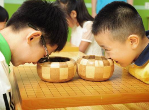 弈学园少儿围棋——拥有专业、经验丰富的教师团队