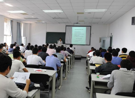 追梦教育——专注于学生各方面的学习辅导及学习习惯的养成等